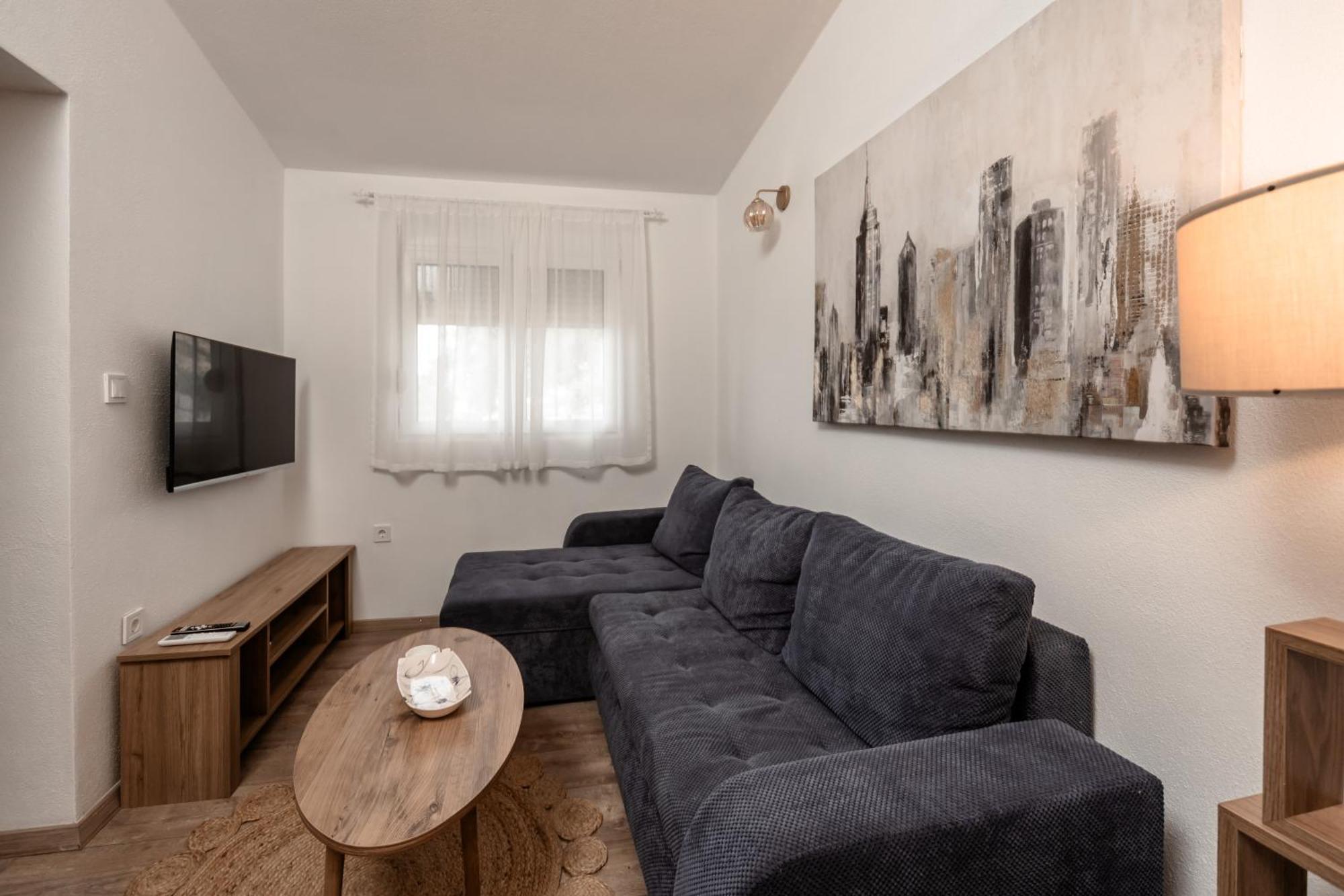 Olive Grove Apartment Bar Exterior photo
